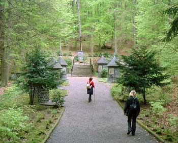 7 Freuden 7 Schmerzen Wallfahrtsstätte in Oberzeuzheim